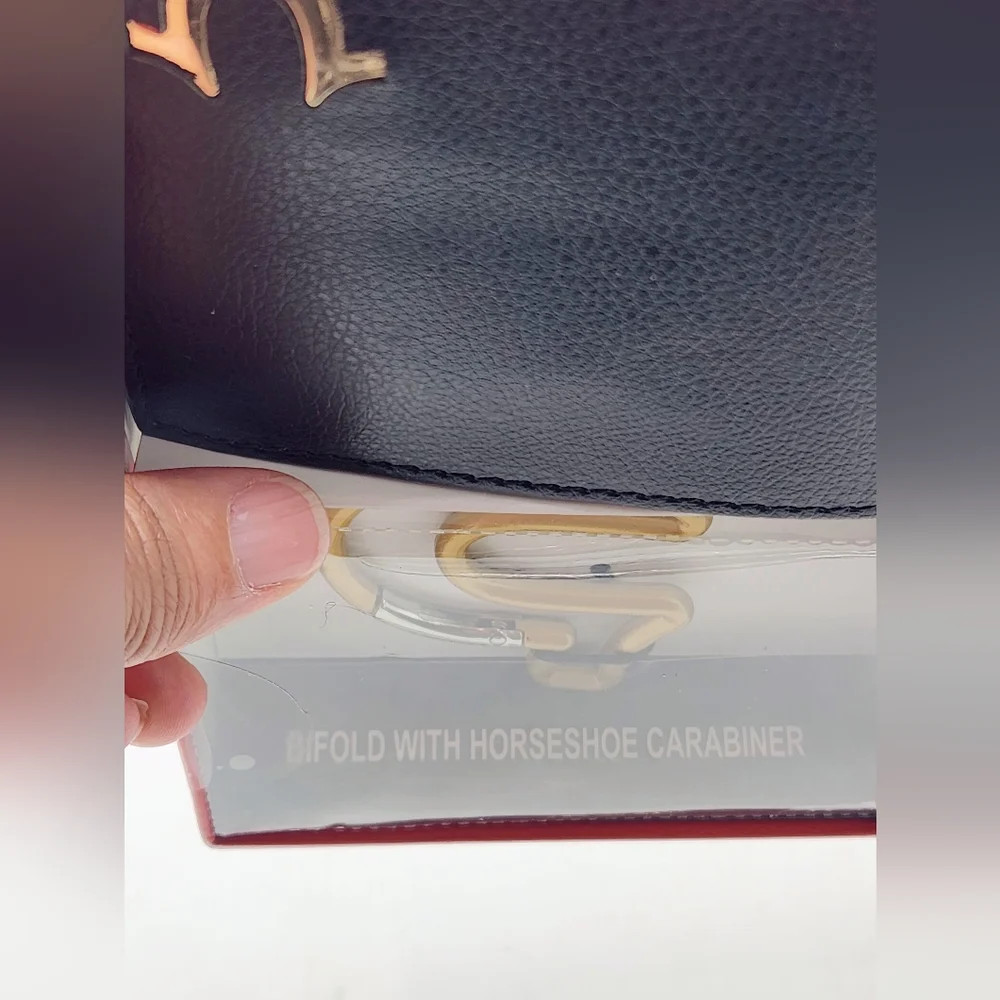 NIB True Religion Altro Bifold Wallet & Gold Horseshoe Carabiner Gift Set